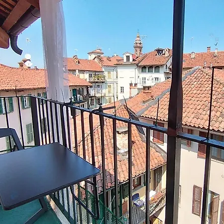 Centro Storico Casa Con Wi-fi E Parcheggio A 100m Apartment Saluzzo