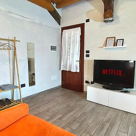Apartamento Centro Storico Casa Con Wi-fi E Parcheggio A 100m Saluzzo